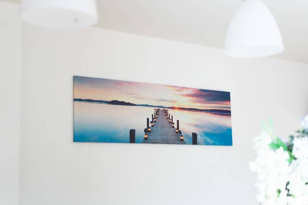 Aderta Stylish House Villa Poole Bagian luar foto